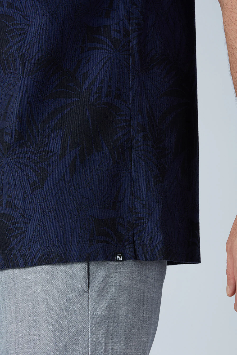 Cotton Jacquard Palm Shirt - Image 15