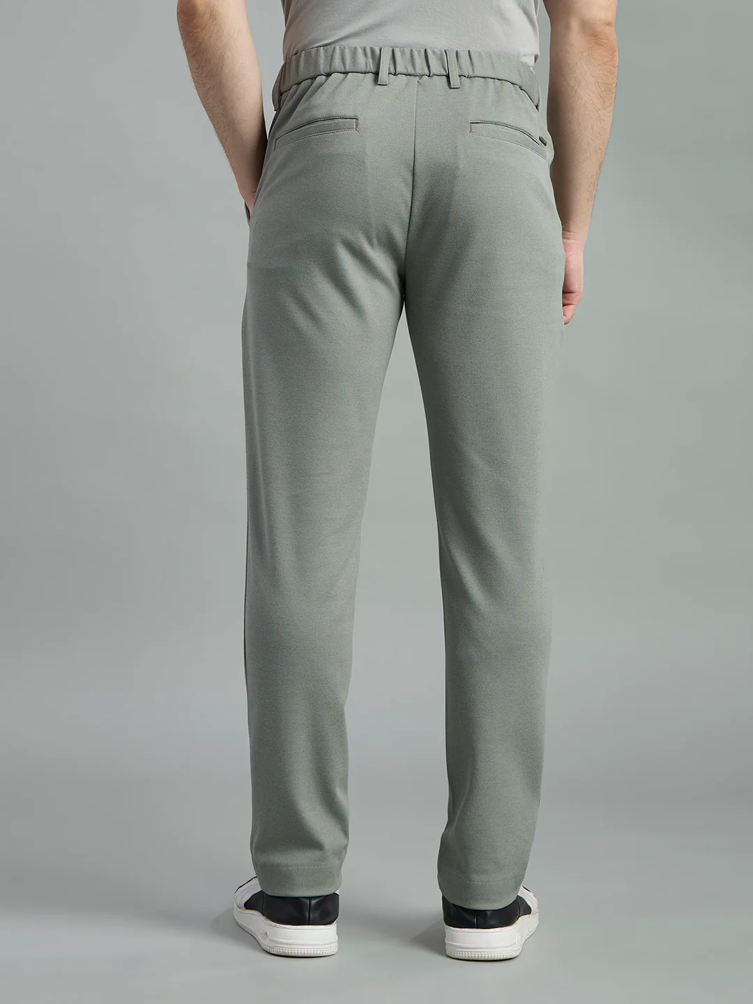 Stretchable Knit Stride Trousers - Image 11